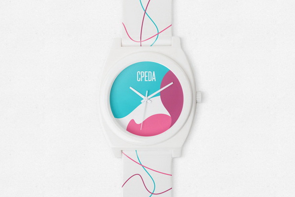 Фирменный дизайн наручных часов бренда тайм-кафе СРЕДА