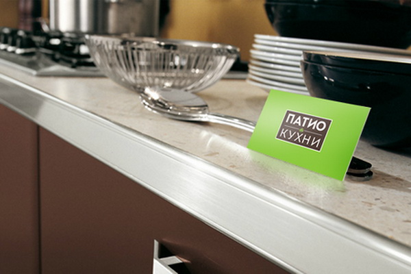 Логотип торговой марки кухонной мебели Патио Кухни