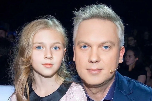 Актёр Сергей Светлаков и старшая дочь Настя ФОТО 2023 год