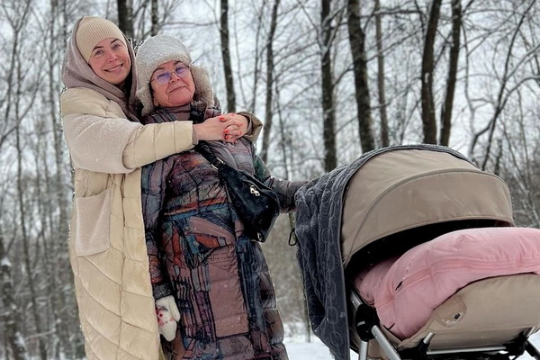 Наталья Фриске с семьёй ФОТО 2023 год