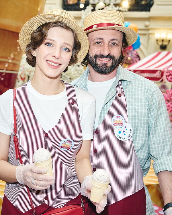 ГУМ мороженое 2023 Москва праздник День мороженого в ГУМе 1 июня фото