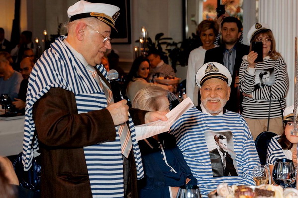 Кто поздравил с 90-летием Бедроса Киркорова - ФОТО в День Рождения из ресторана в Москве