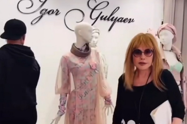 Алла Пугачёва в модном бутике Игоря Гуляева - август 2022 год