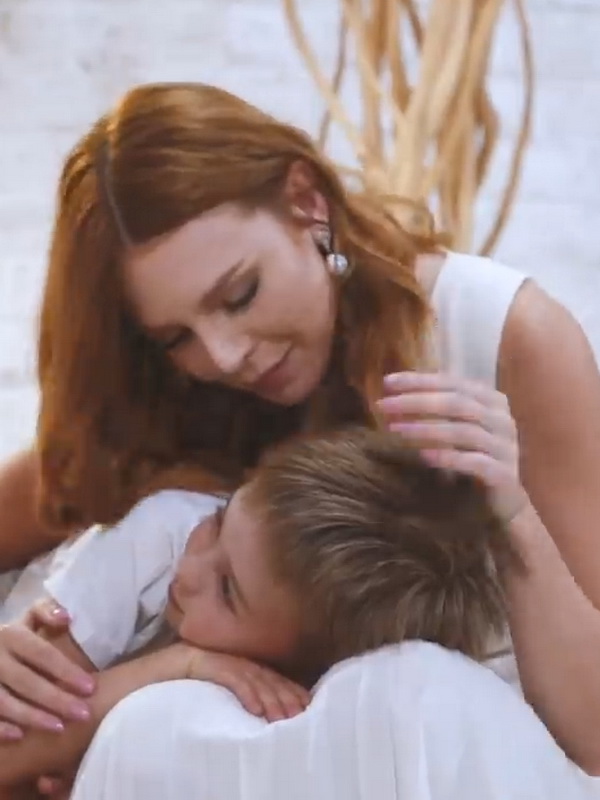 Съёмки клипа на песню «Мама» - Наталья Подольская и её семья